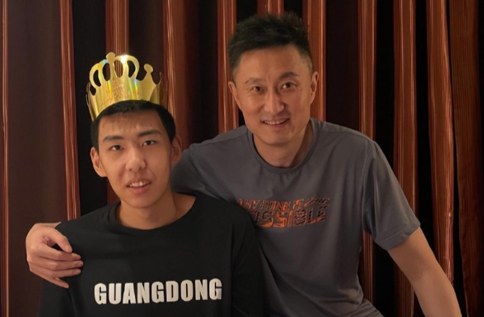 下来, 越来越大牌