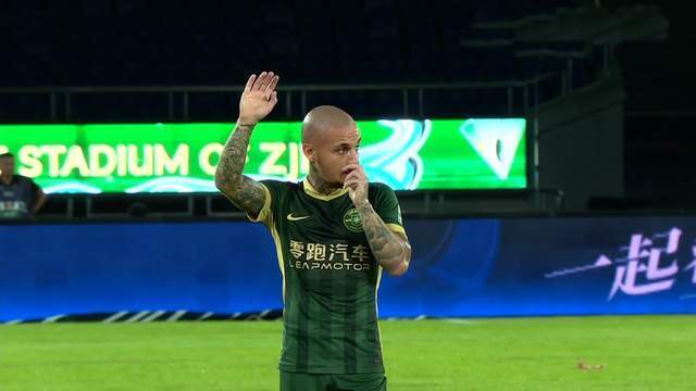 后防线临时, 王钰栋单刀, 外援首发